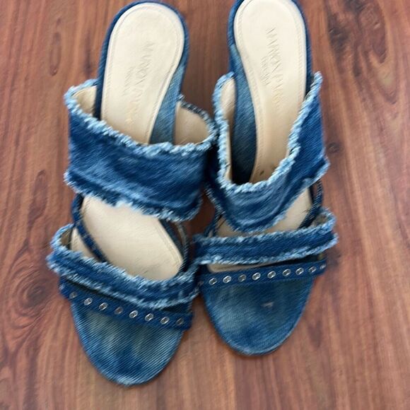 Marion Parke made in Italy distressed denim chunky heel shoes 38.5 - Picture 2 of 6